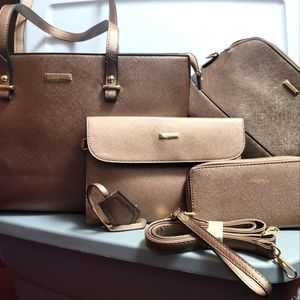 NWOT.  Elim&Paul 4 piece Hand bag, Purse, Tote and Wallet set.(398)